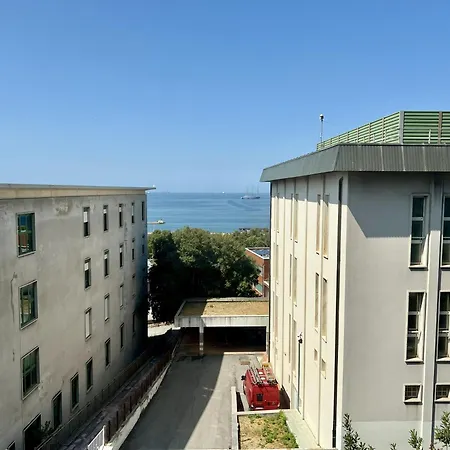 Blue Horizon - Reception Trieste